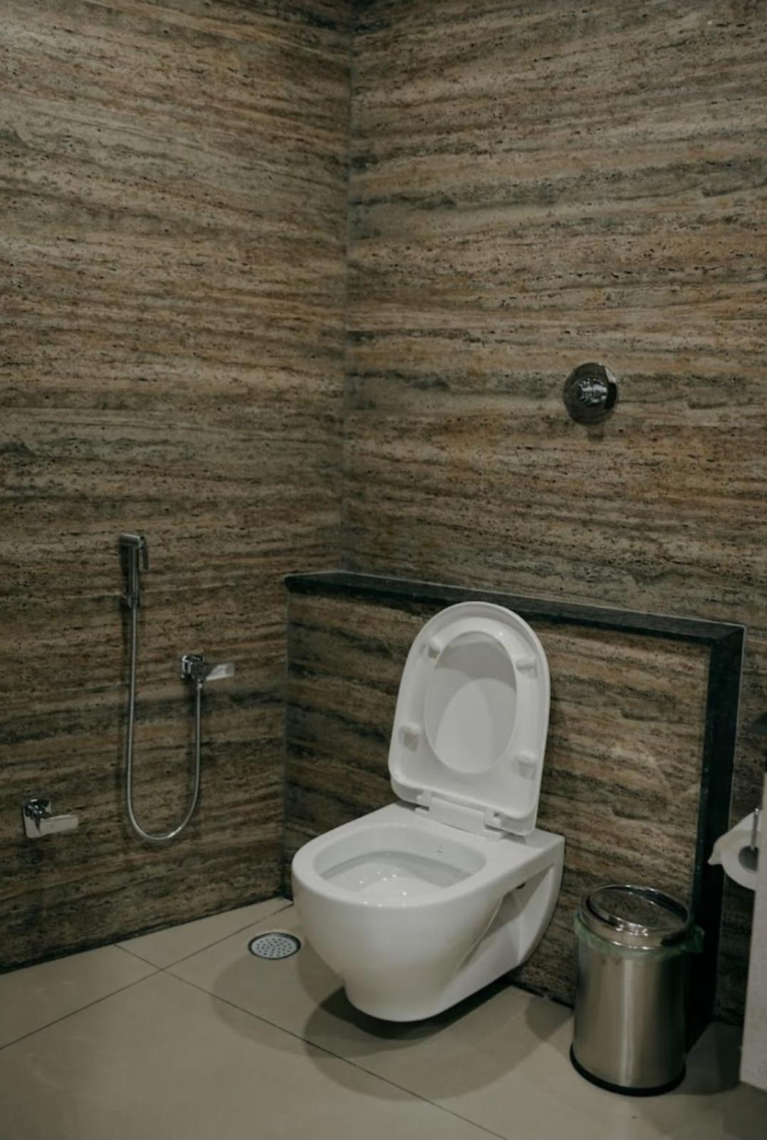 Atmosfera Bengaluru, India Aparthotel Bagian luar foto