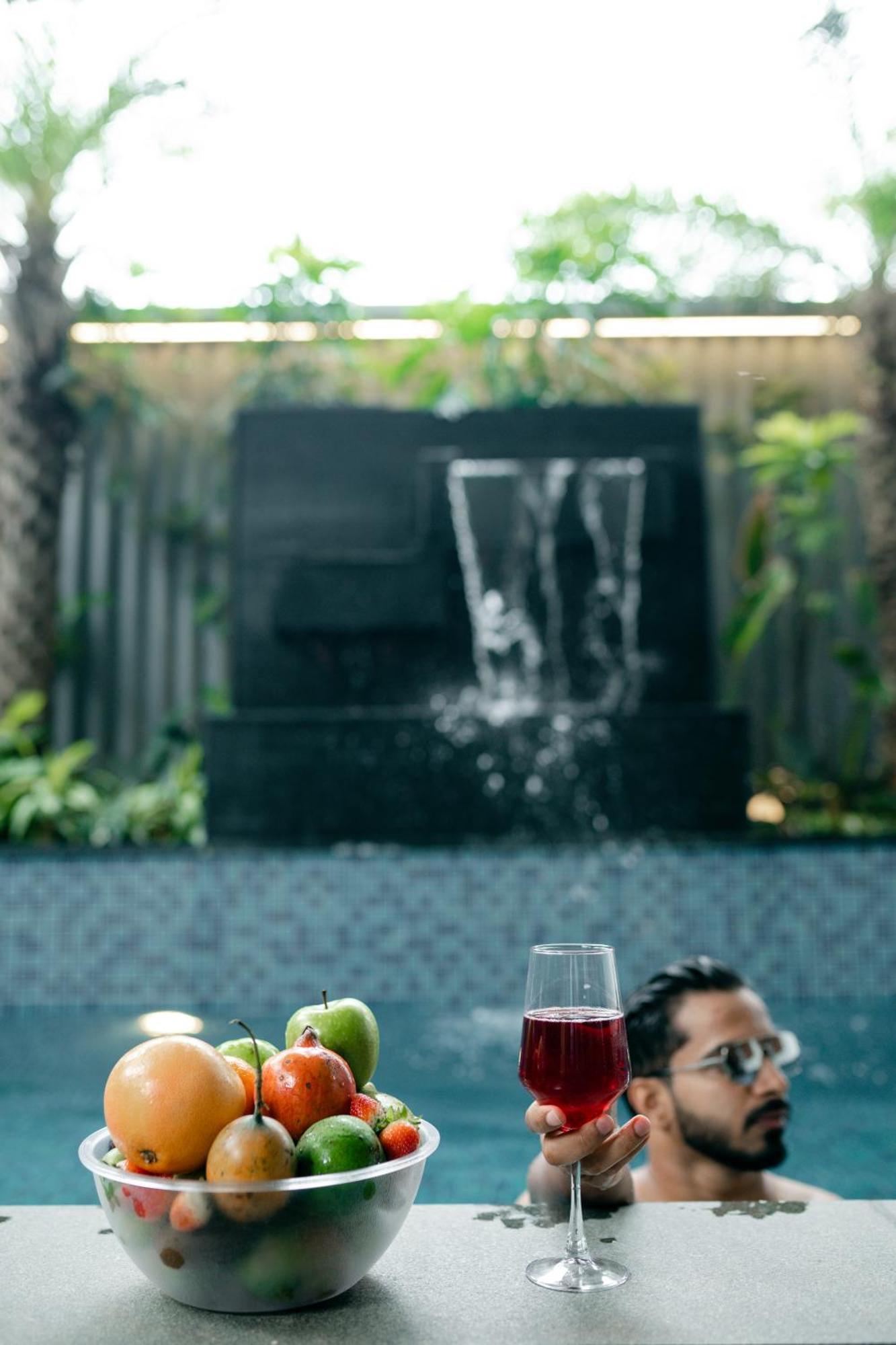 Atmosfera Bengaluru, India Aparthotel Bagian luar foto